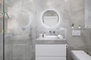 Apartment Krakow Lema 17 by Renters