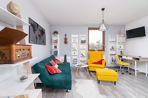 Rainbow Apartment Krakow by Renters