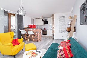 Rainbow Apartment Krakow by Renters