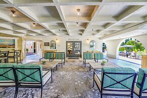 The Lodge at Healdsburg, Tapestry Collection by Hilton