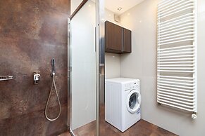 Apartment Krakow Rydlowka 44 by Renters