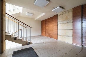 Apartment Krakow Rydlowka 44 by Renters