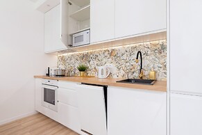 Fashionable Apartment Krakow by Renters