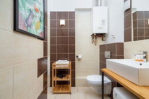 Apartment Krakow Plac Wolnica by Renters