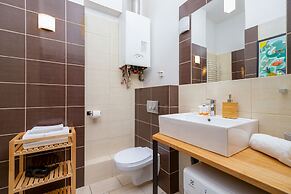 Apartment Krakow Plac Wolnica by Renters