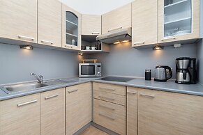 Apartment Krakow Plac Wolnica by Renters