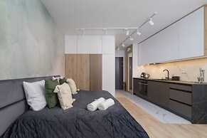 Studio Cracow Arianska by Renters