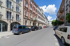 Apartment Krakow Arianska 4 by Renters