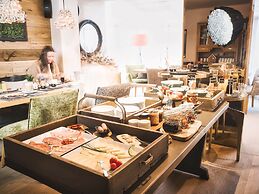 Lärchenhof - Premium Apartments & Zimmer