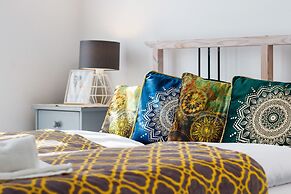 Krakow Old Town Rakowicka by Renters