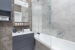 Krakow Old Town Rakowicka by Renters