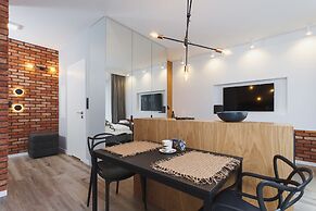 Krakow Old Town Rakowicka by Renters