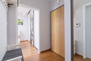 Krakow Old Town Rakowicka by Renters