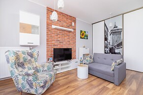 Krakow Old Town Rakowicka by Renters