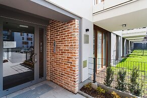 Krakow Old Town Rakowicka by Renters