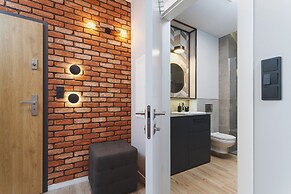 Krakow Old Town Rakowicka by Renters