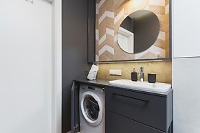 Krakow Old Town Rakowicka by Renters