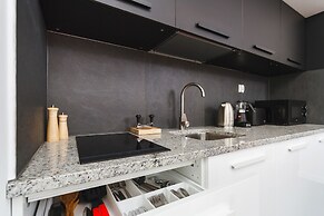 Krakow Old Town Rakowicka by Renters