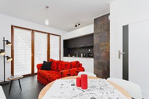 Krakow Old Town Rakowicka by Renters