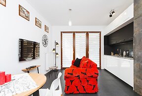 Krakow Old Town Rakowicka by Renters