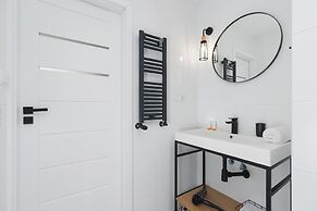 Studio Krakow Czarnowiejska by Renters