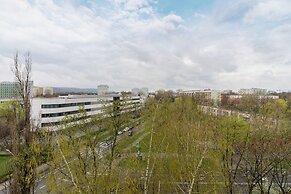 Studio Krakow Czarnowiejska by Renters