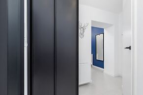 Studio Krakow Starowislna by Renters