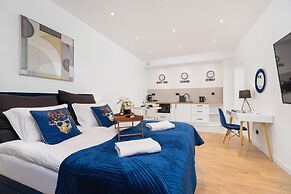 Studio Krakow Starowislna by Renters