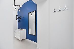 Studio Krakow Starowislna by Renters