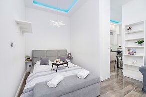 Studio Krakow Starowislna by Renters