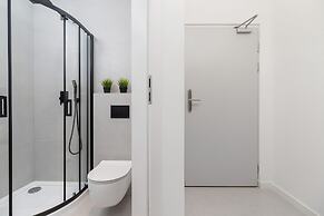 Studio Krakow Starowislna by Renters