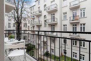 Studio Krakow Starowislna by Renters