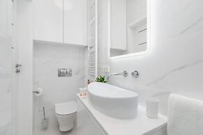 Studio Krakow Starowislna by Renters