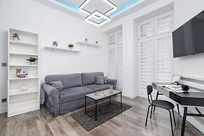 Studio Krakow Starowislna by Renters