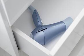 Studio Krakow Starowislna by Renters