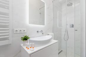 Studio Krakow Starowislna by Renters