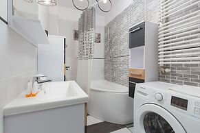 Apartment Na Zakolu Wisly by Renters