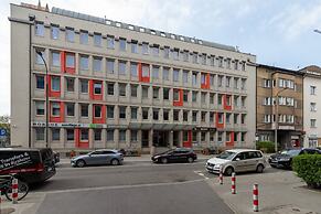 Studio Krakow Lea by Renters