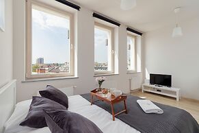 Studio Krakow Lea by Renters