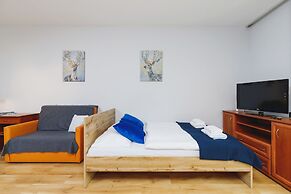 Studio Krakow Wislane Tarasy by Renters