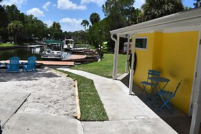 Neptune's Grotto Waterfront Retreat