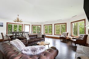 Fairy Bay Lakehouse