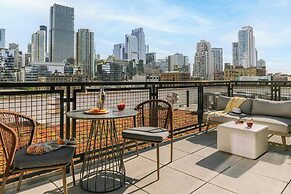 Sonder by Marriott Bonvoy The Opal Apartments River North