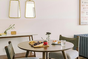 Sonder by Marriott Bonvoy The Opal Apartments River North