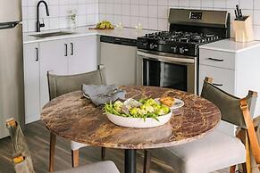 Sonder by Marriott Bonvoy The Opal Apartments River North