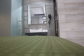 Hotel Grand One Plaza