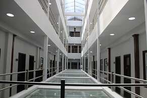 Hotel Grand One Plaza