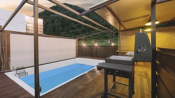 Gapyeong Bd7s Glamping&caravan