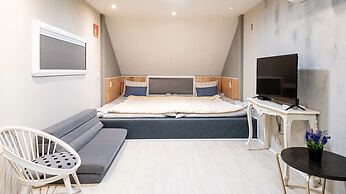 Gapyeong Bd7s Glamping&caravan