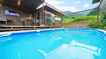 Gapyeong Bd7s Glamping&caravan